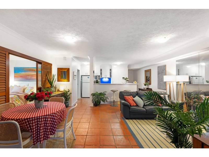 2/121-127 Musgrave Street, Coolangatta QLD 4225