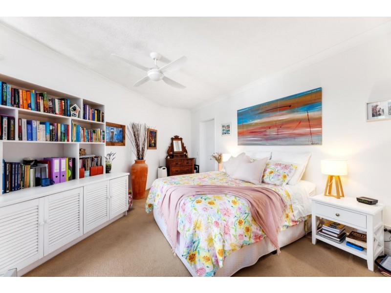 2/121-127 Musgrave Street, Coolangatta QLD 4225