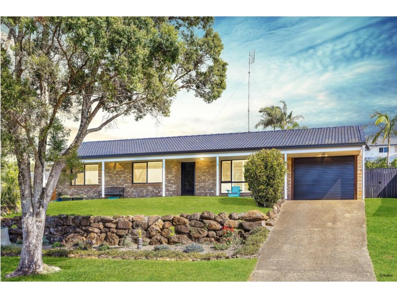72 Glen Ayr Drive, Banora Point NSW 2486