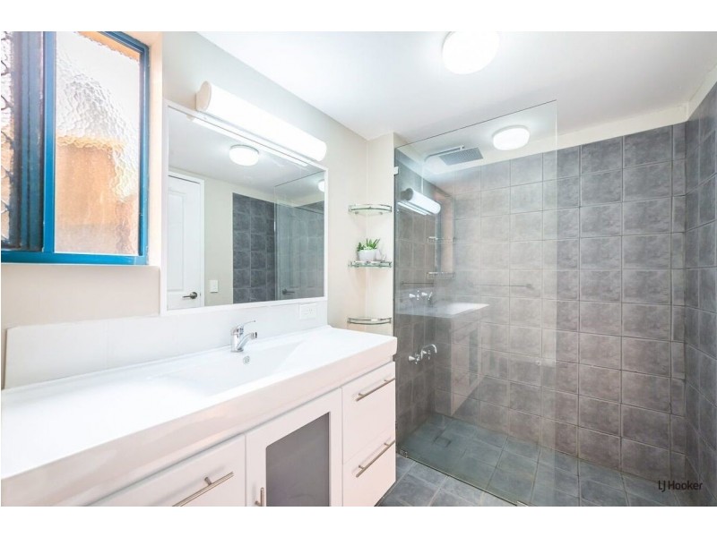 6/27-29 Dutton Street, Coolangatta QLD 4225