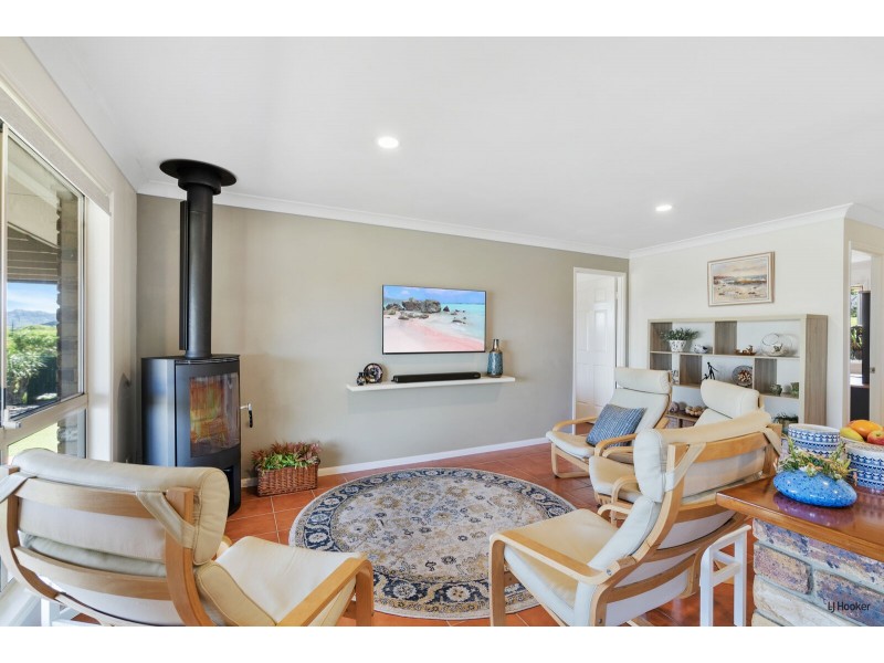 4 Snowgum Drive, Bilambil Heights NSW 2486