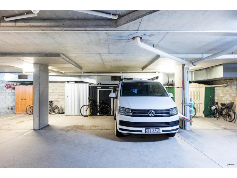 22/27-29 Dutton Street, Coolangatta QLD 4225