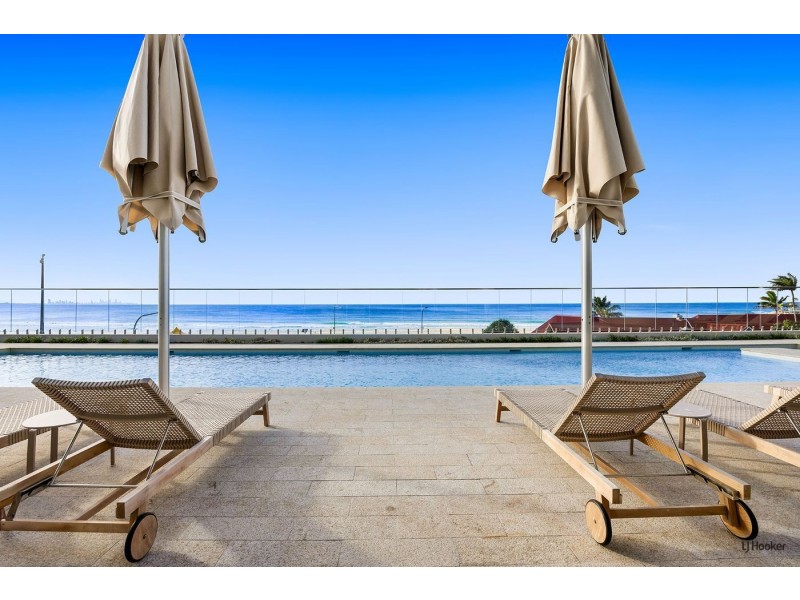 202/4 Miles Street, Coolangatta QLD 4225