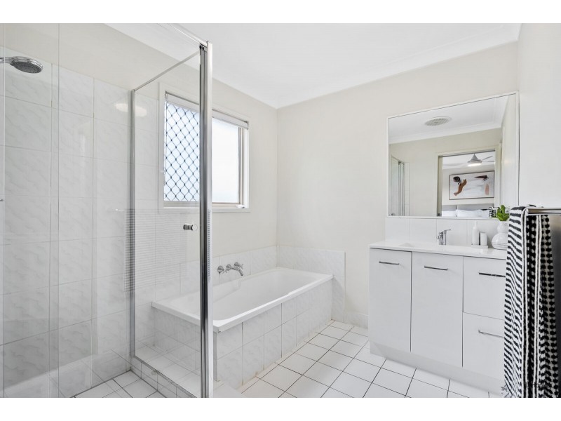 119/170 Central Street, Labrador QLD 4215