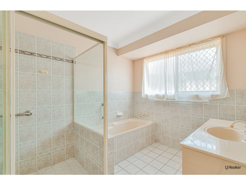 57 Winders Place, Banora Point NSW 2486