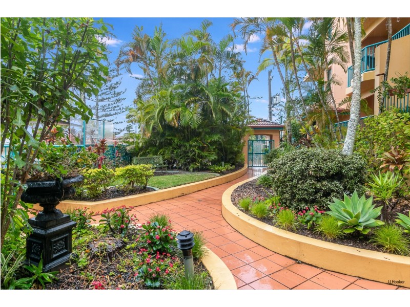 5/27-29 Dutton Street, Coolangatta QLD 4225