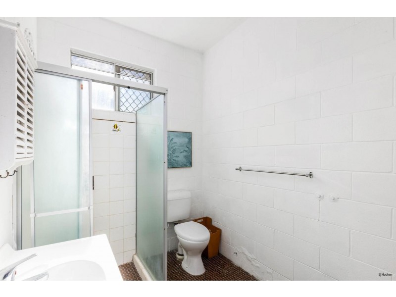 28 Rutledge Street, Coolangatta QLD 4225