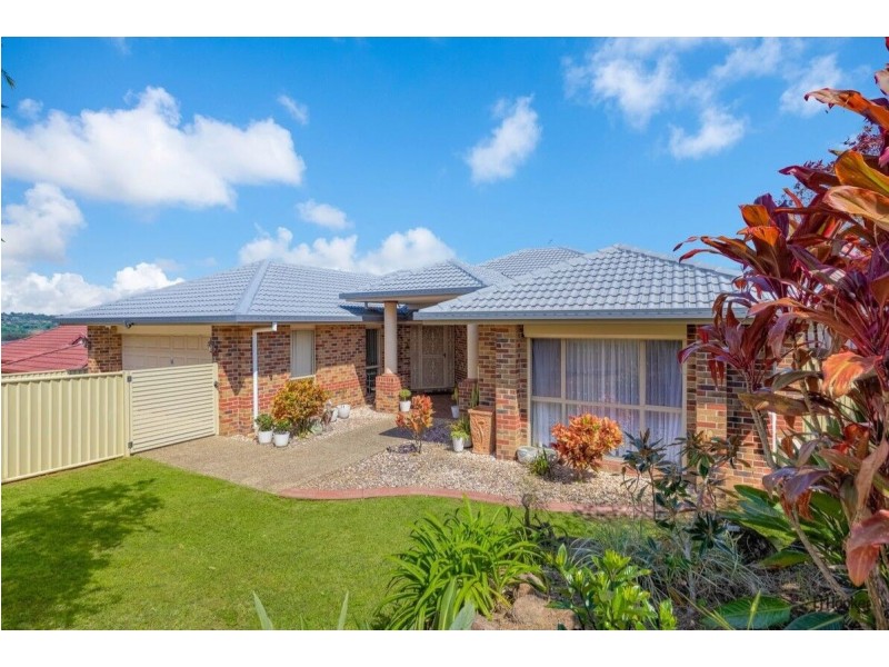 16 Champagne Drive, Tweed Heads South NSW 2486