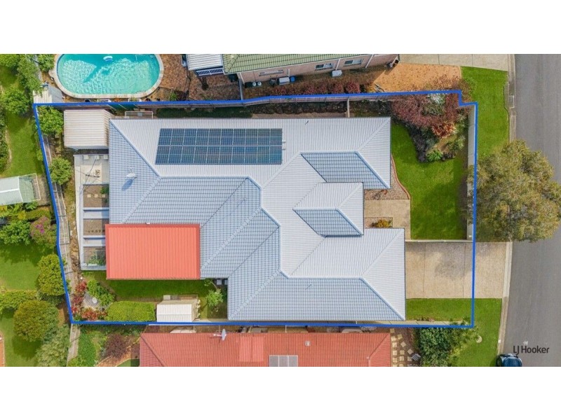 16 Champagne Drive, Tweed Heads South NSW 2486