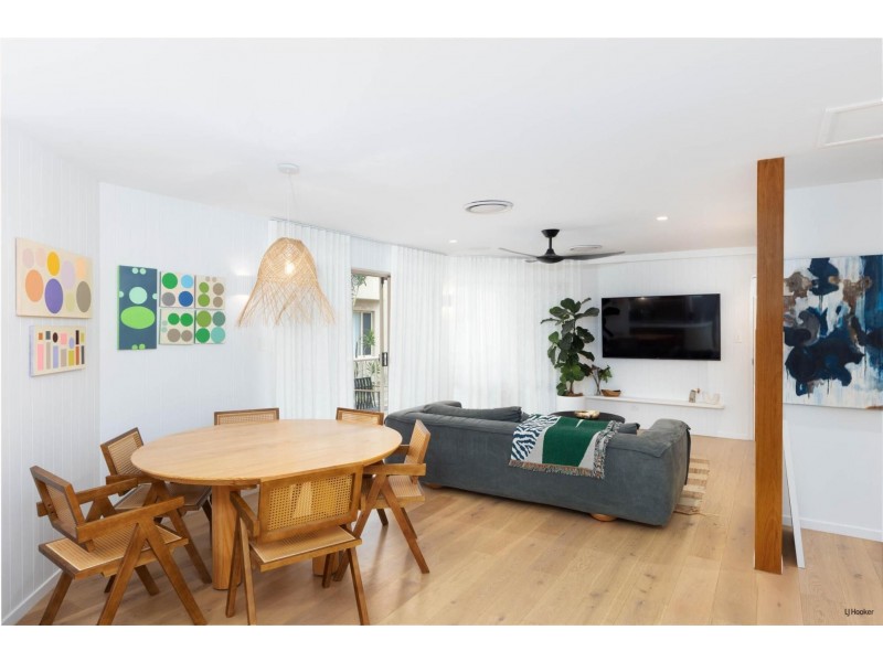 4/285 Golden Four Drive, Bilinga QLD 4225