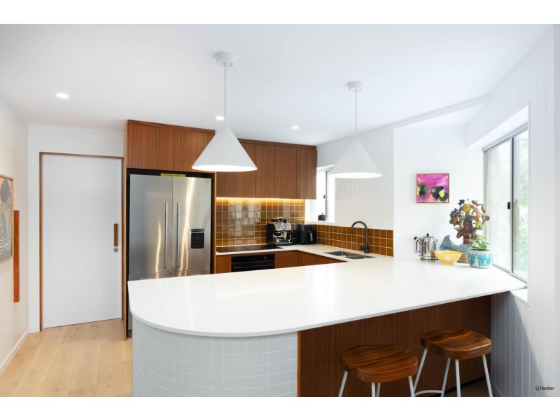 4/285 Golden Four Drive, Bilinga QLD 4225