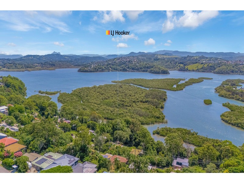 17 Lakeview Parade, Tweed Heads South NSW 2486