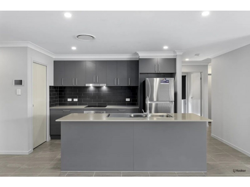 37 Robin Circuit, Tweed Heads South NSW 2486