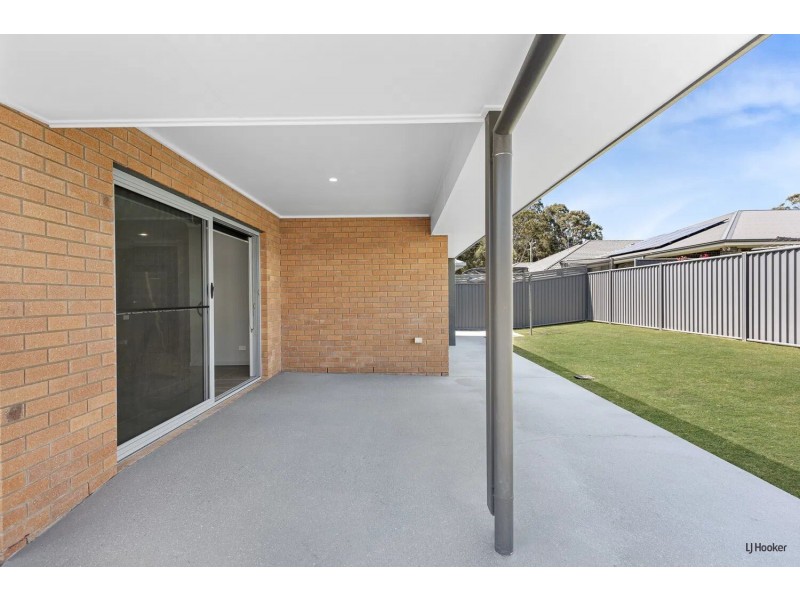 37 Robin Circuit, Tweed Heads South NSW 2486