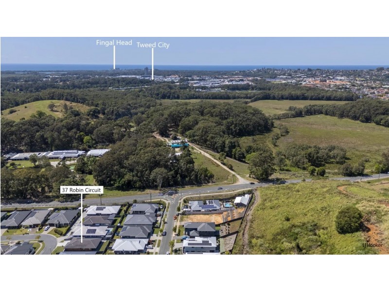 37 Robin Circuit, Tweed Heads South NSW 2486