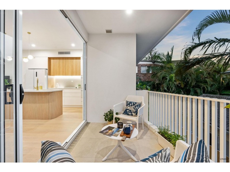 5/135 Golden Four Drive, Bilinga QLD 4225