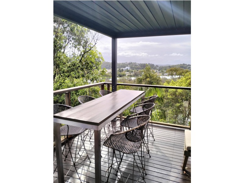 18 Hillcrest Avenue, Tweed Heads South NSW 2486