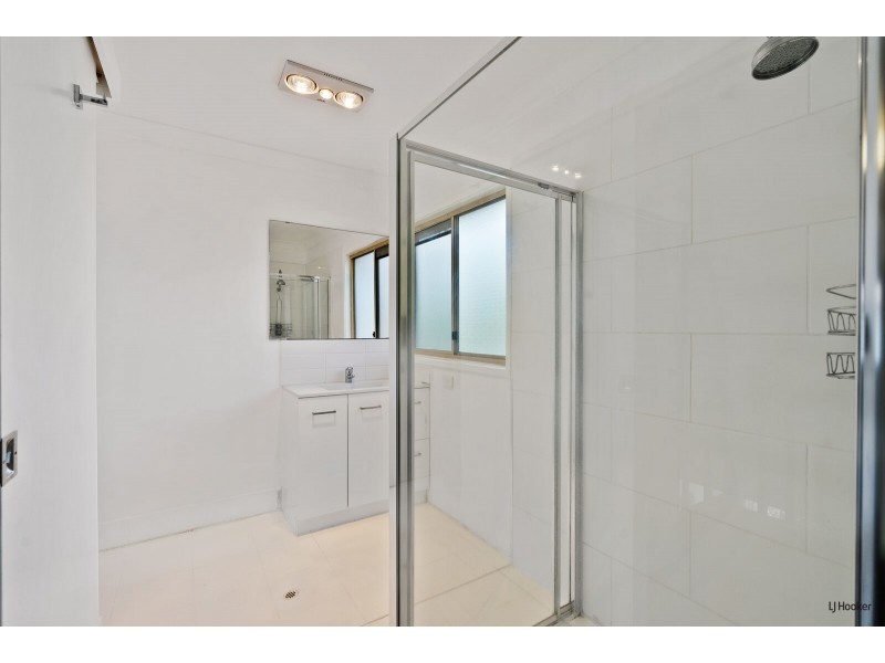 92/170 Central Street, Labrador QLD 4215