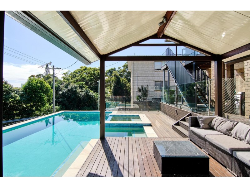 22 & 22a Rutledge Street, Coolangatta QLD 4225