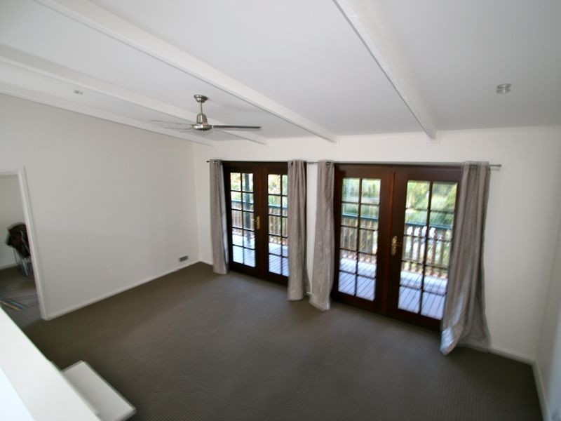 35 Lalina Ave, Tweed Heads West NSW 2485