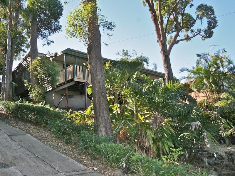 35 Lalina Ave, Tweed Heads West NSW 2485