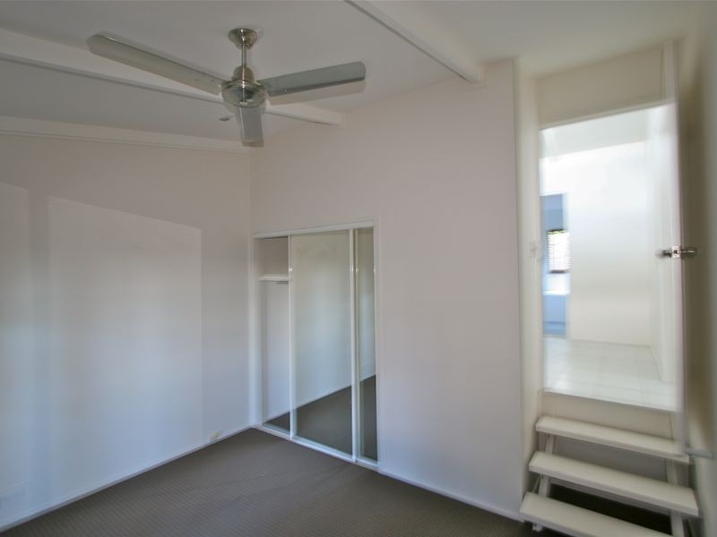 35 Lalina Ave, Tweed Heads West NSW 2485