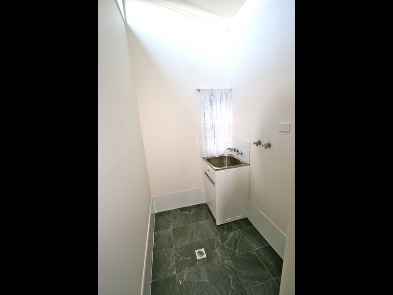 35 Lalina Ave, Tweed Heads West NSW 2485