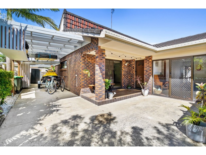 2/26 Bambaroo Crescent, Tweed Heads NSW 2485