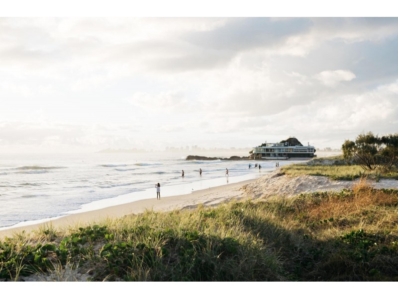 4/738 Pacific Parade, Currumbin QLD 4223