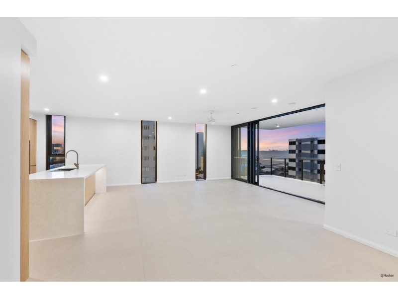 901/10 Coyne Street, Coolangatta QLD 4225