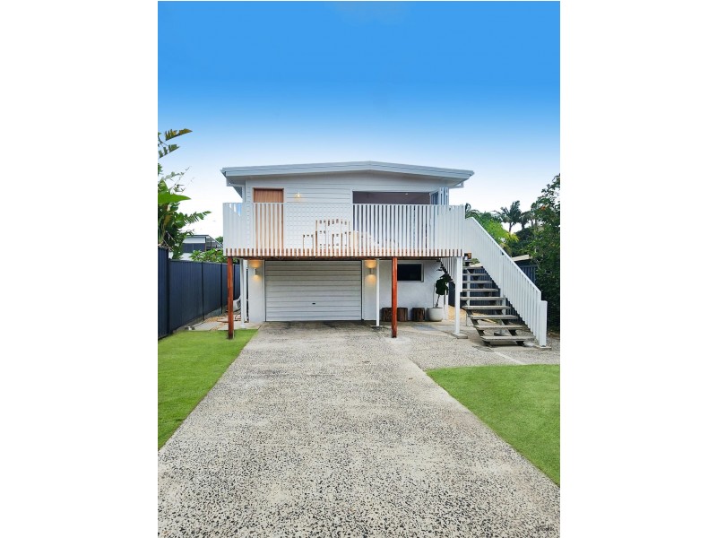 4 Tugun Street, Tugun QLD 4224