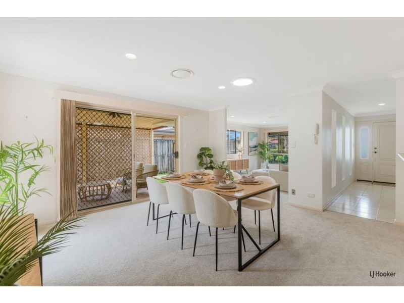 41 Winders Place, Banora Point NSW 2486