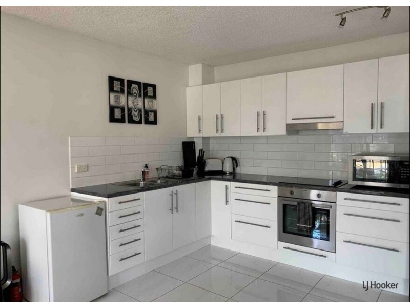 5/30 Lanham Street, Coolangatta QLD 4225