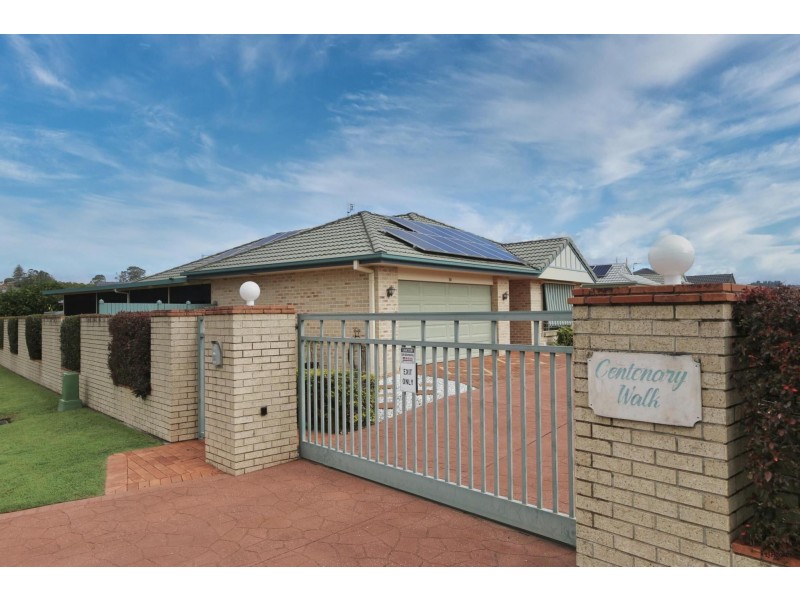 10/9-11 Narara Crescent, Banora Point NSW 2486