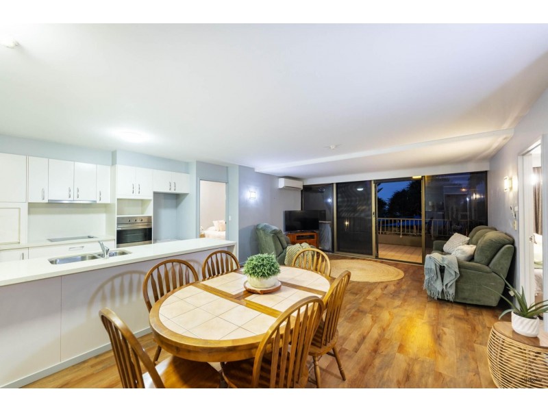 1B/828 Pacific Parade, Currumbin QLD 4223