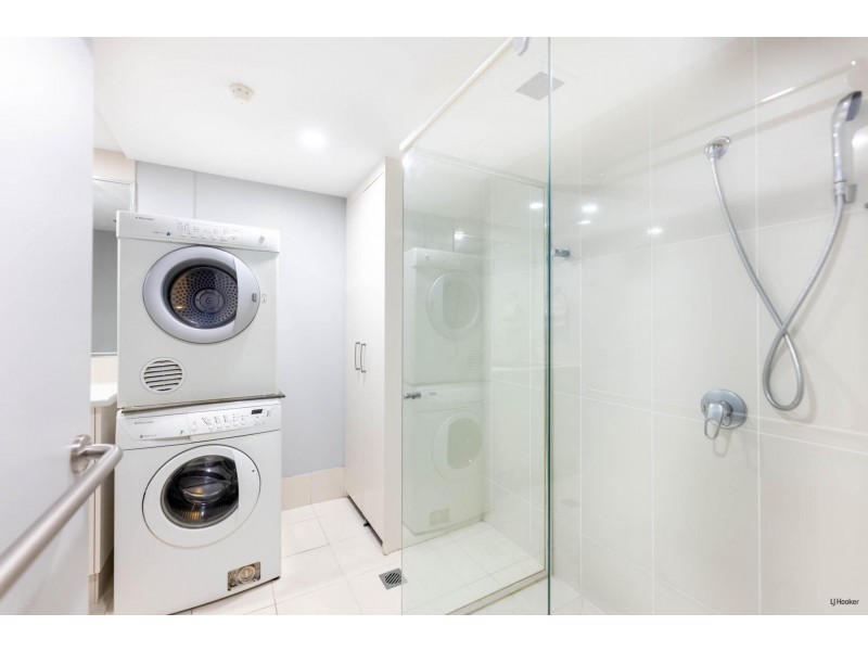 1B/828 Pacific Parade, Currumbin QLD 4223