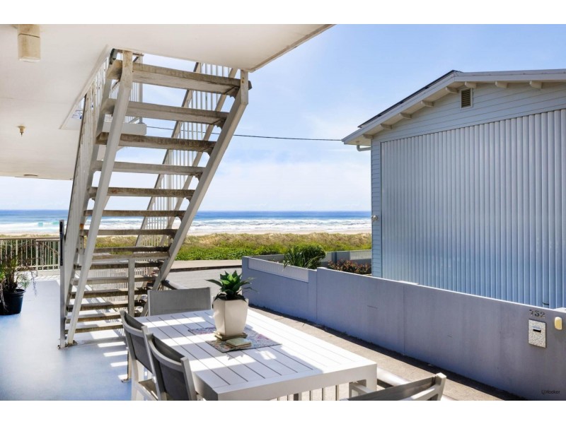 2/738 Pacific Parade, Currumbin QLD 4223