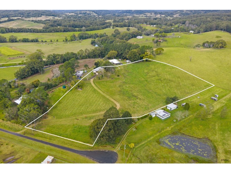 15 Alroy Lane, Dunbible NSW 2484