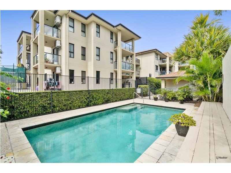 14/111-113 Golden Four Drive, Bilinga QLD 4225