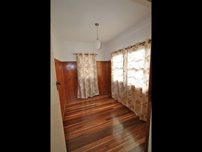 87 Dutton Street, Coolangatta QLD 4225