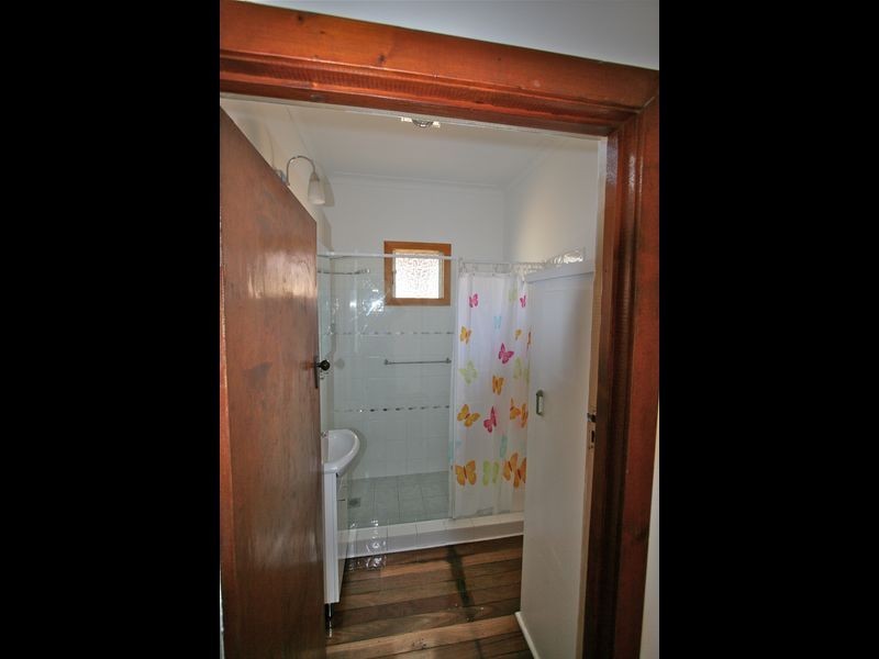 87 Dutton Street, Coolangatta QLD 4225