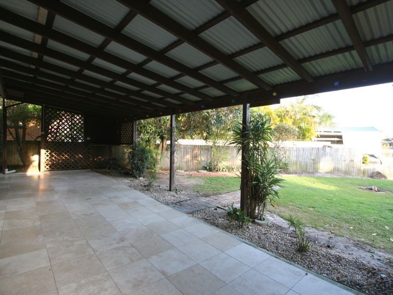 22 Lakes Drive, Tweed Heads West NSW 2485