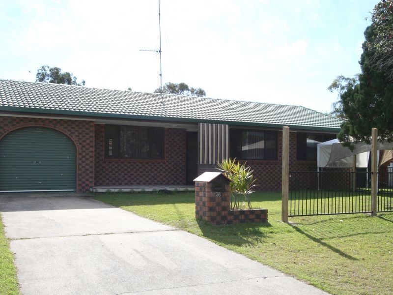 28 Blundell Boulevarde, Tweed Heads South NSW 2486