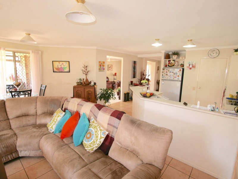 58 Riversdale Boulevard, Banora Point NSW 2486