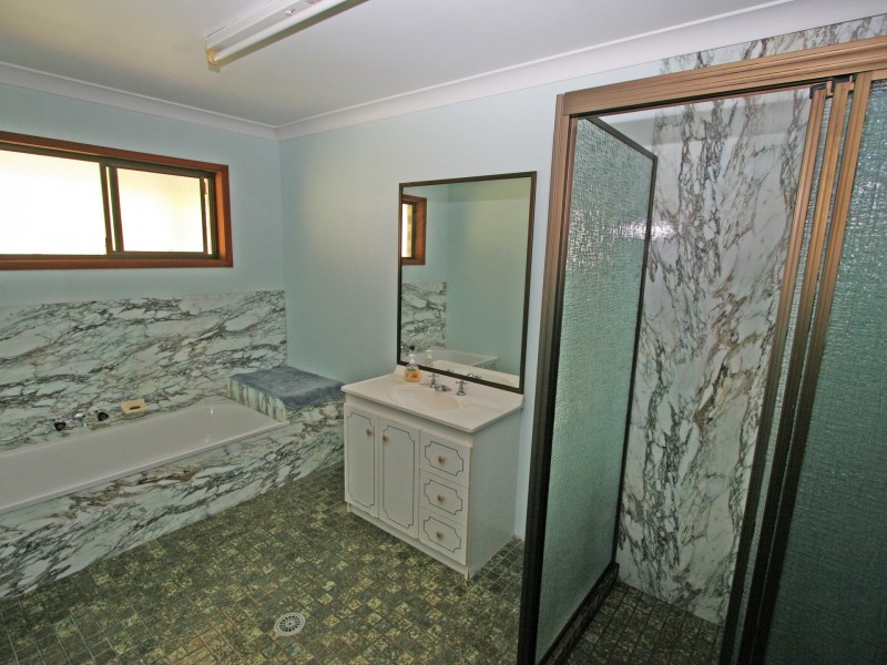 87 Green Valley Way, Piggabeen NSW 2486