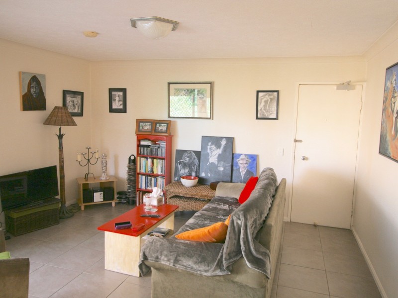 3/74 Stapylton Street, Coolangatta QLD 4225