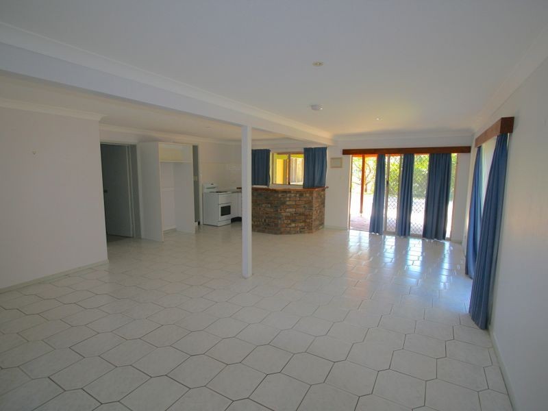 36B Martinelli Ave, Banora Point NSW 2486