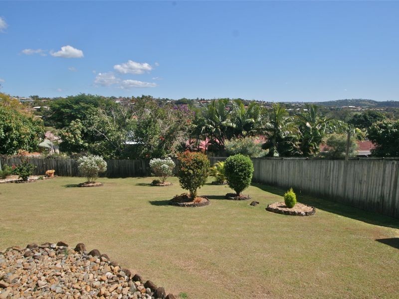 3 Cominan Avenue, Banora Point NSW 2486