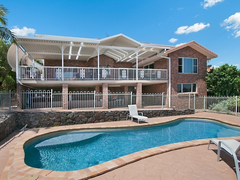 27 Kintyre Crescent, Banora Point NSW 2486