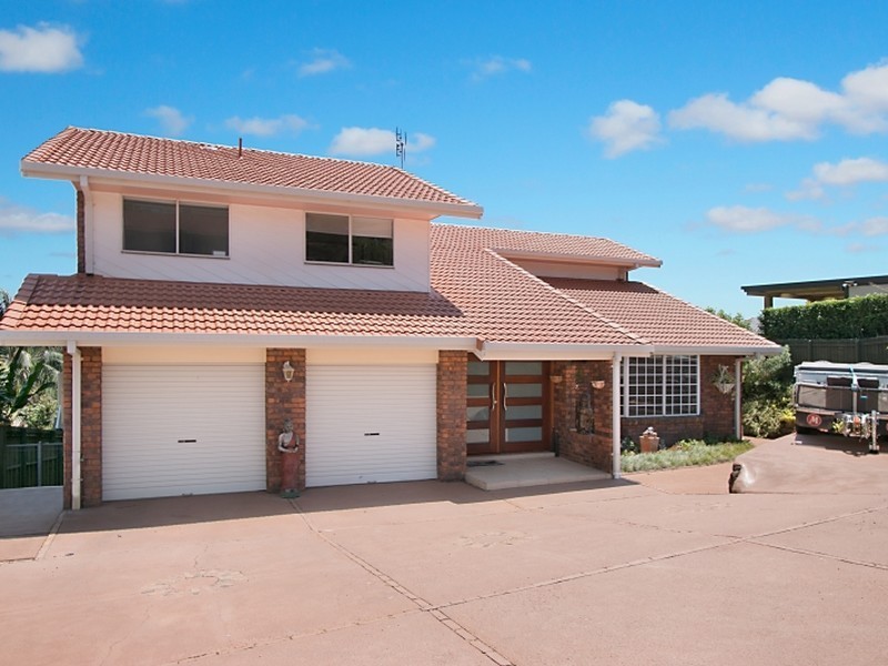 27 Kintyre Crescent, Banora Point NSW 2486
